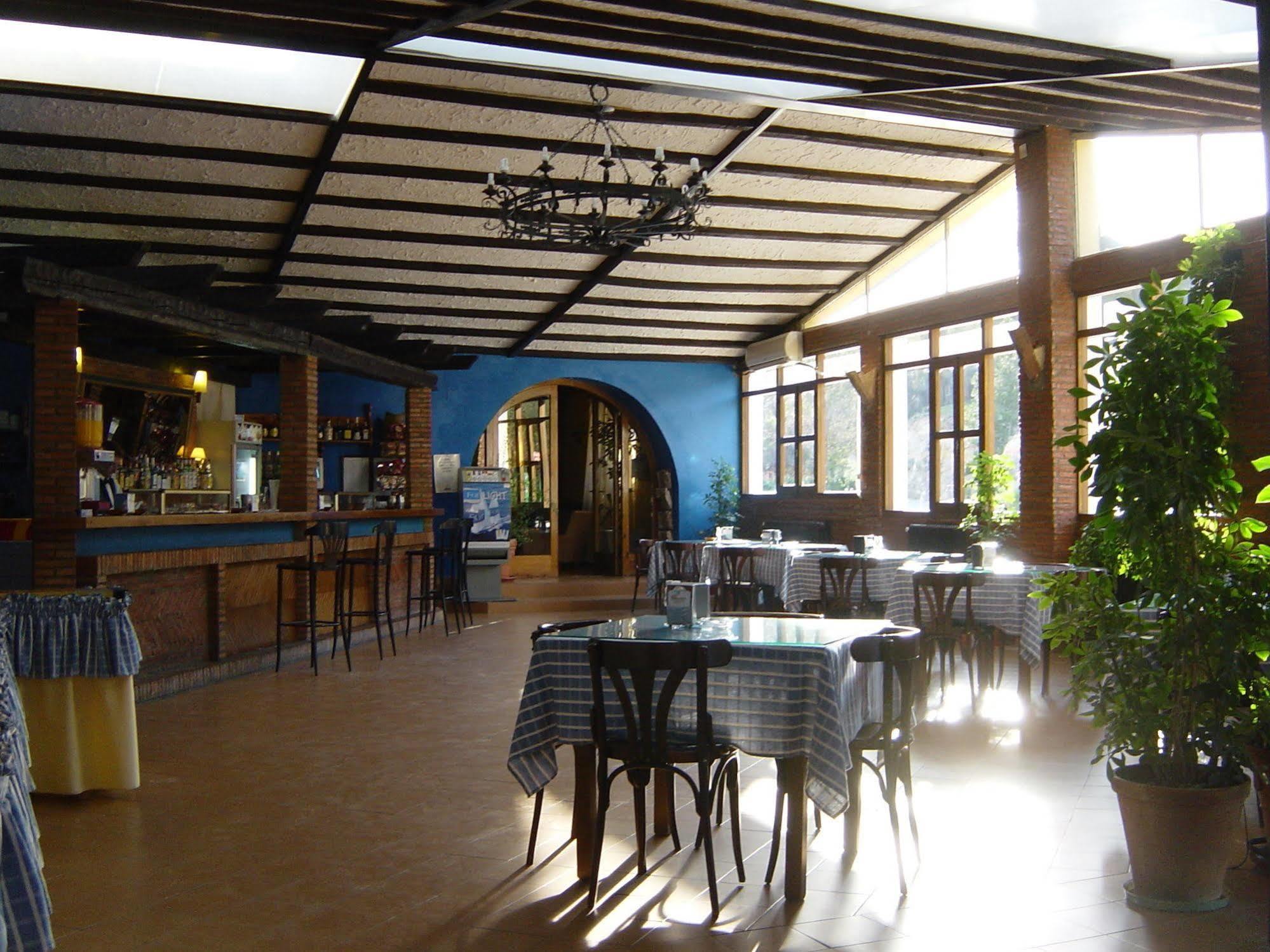 Hotel Resort Cueva del Fraile Cuenca  Exterior foto